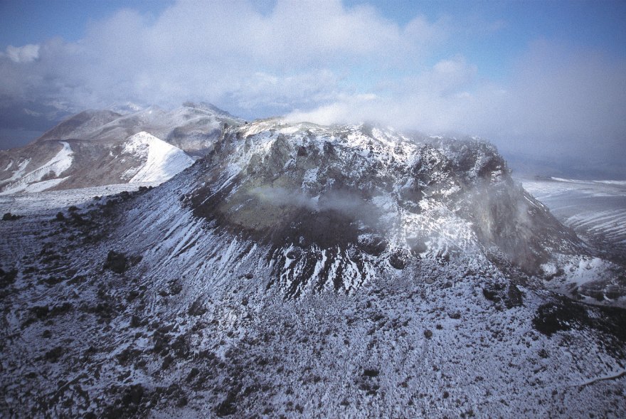 樽前山